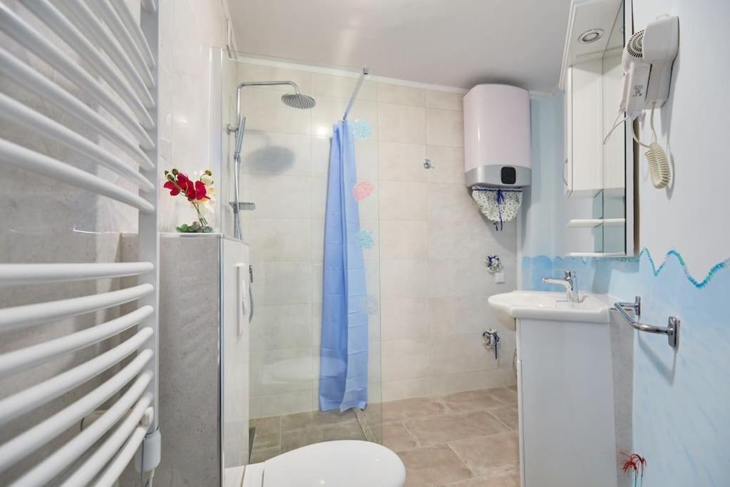 Ibis Apartman *